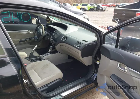 2013 Honda Civic Hybrid из США, поврежденный, VIN 19XFB4F2XDE002209